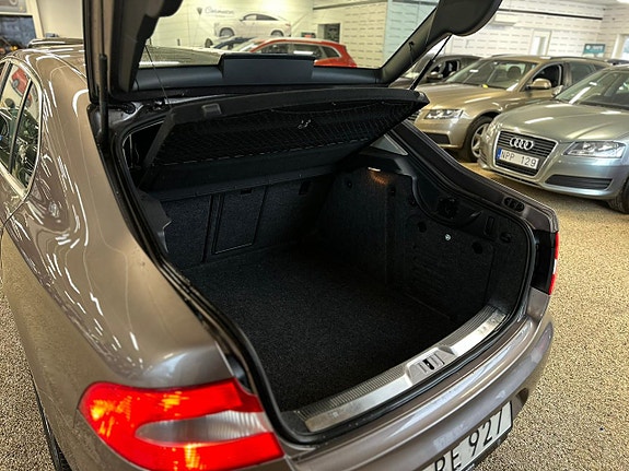 Skoda Superb 9 of 16