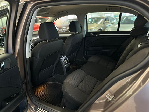 Skoda Superb 7 of 16