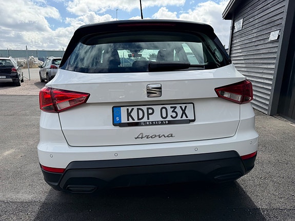 Seat Arona 10 of 30