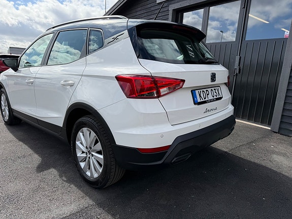 Seat Arona 9 of 30