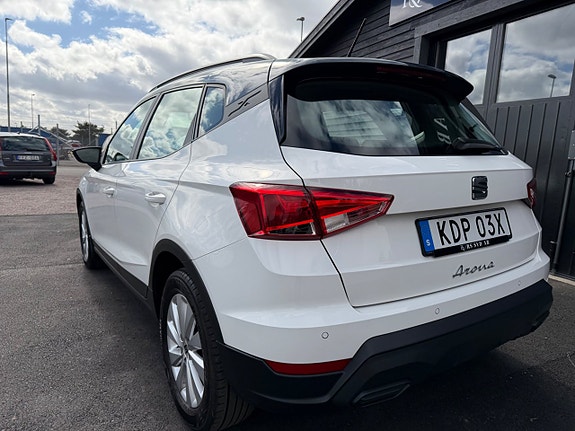 Seat Arona 13 of 30