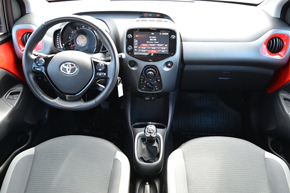 Toyota Aygo 16 of 29
