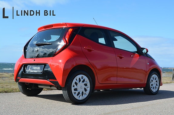 Toyota Aygo 7 of 29
