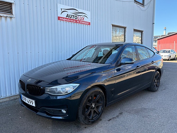 BMW 318d 2 of 5