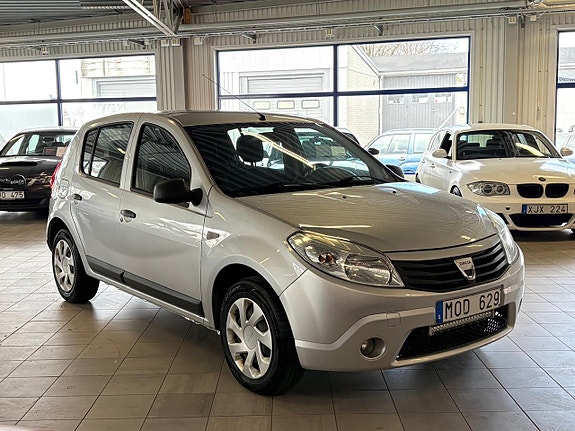 Dacia Sandero 4 of 5