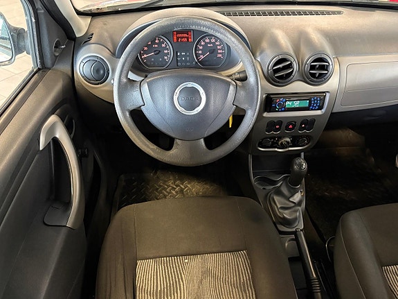 Dacia Sandero 8 of 13