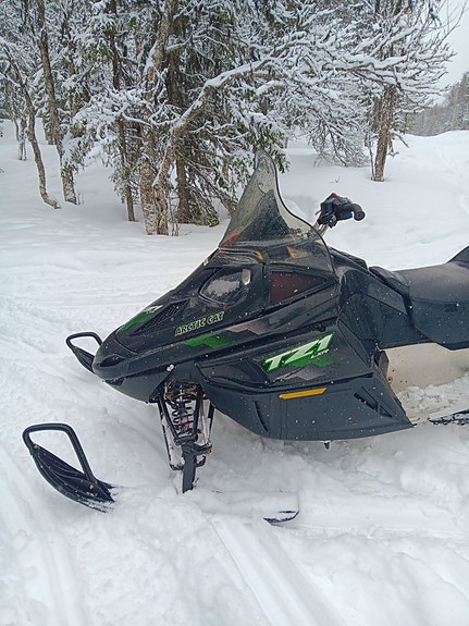 Arctic Cat TZ1 LXR Touring TZ1 LXR Touring 6 of 9