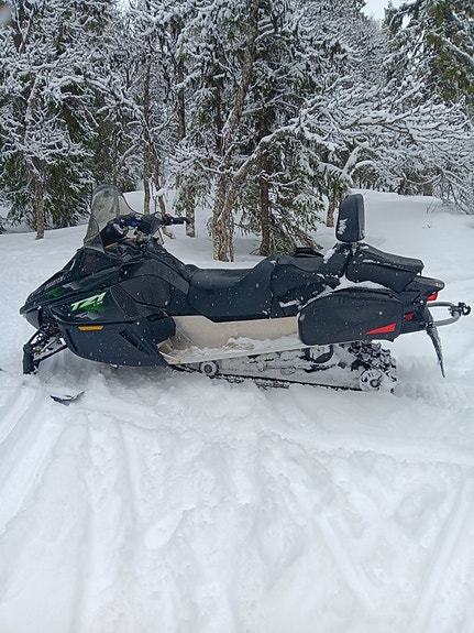 Arctic Cat TZ1 LXR Touring TZ1 LXR Touring 4 of 5