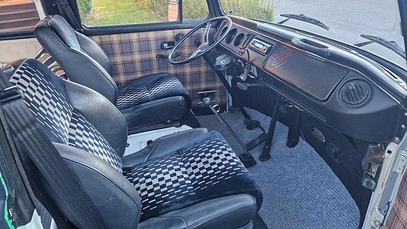 Volkswagen Transporter 6 of 14