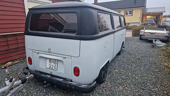 Volkswagen Transporter 9 of 14