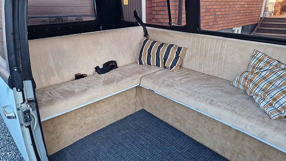 Volkswagen Transporter 3 of 14