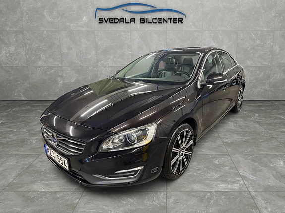 Volvo S60 3 of 15