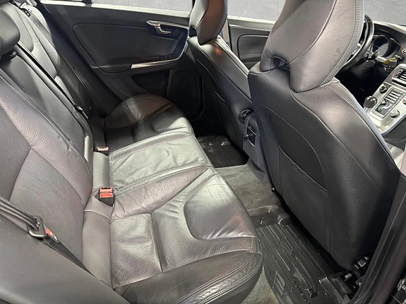 Volvo S60 15 of 15