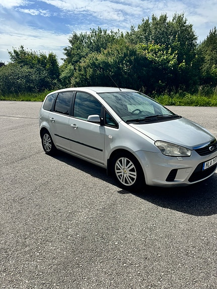 Ford C-Max 5 of 5