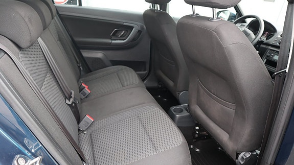 Skoda Fabia 9 of 14
