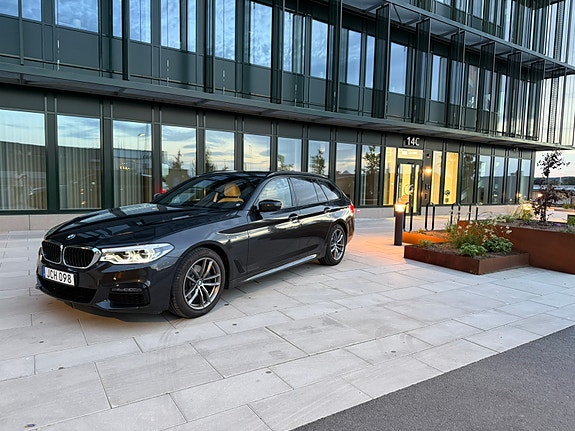 BMW 520d 4 of 30