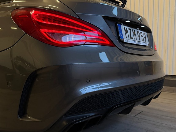 Mercedes-Benz CLA45 5 of 5