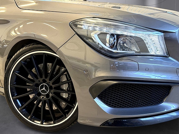 Mercedes-Benz CLA45 7 of 27