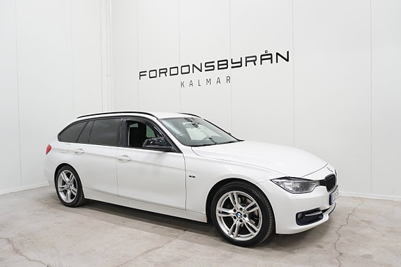 BMW 320 3 of 5