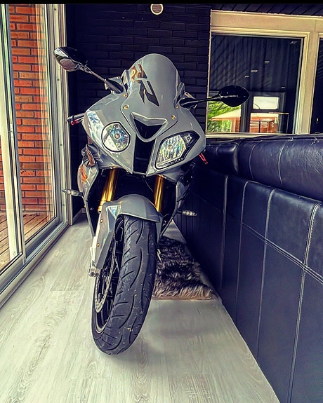 BMW S 1000 RR 2 of 5