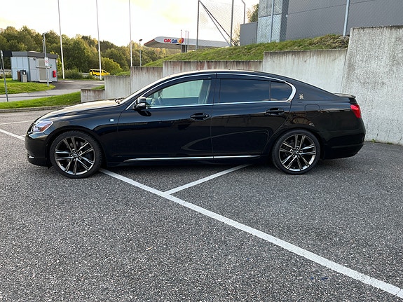 Lexus GS300 8 of 22