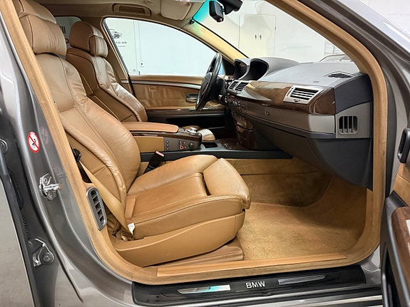 BMW 730 14 of 30