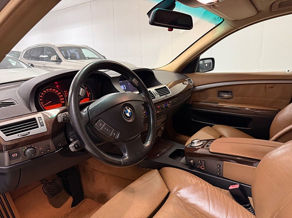 BMW 730 9 of 30