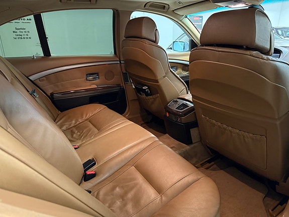 BMW 730 13 of 30