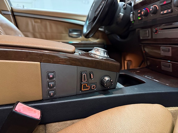 BMW 730 15 of 30