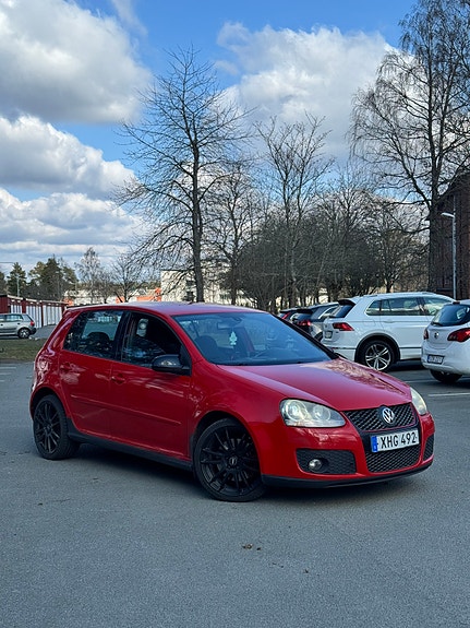 Volkswagen Golf V 6 of 7