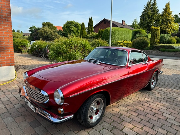 Volvo P1800 2 of 30