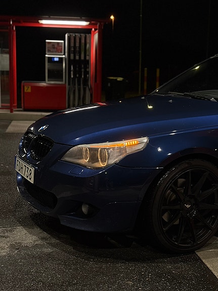 BMW 525i 6 of 11
