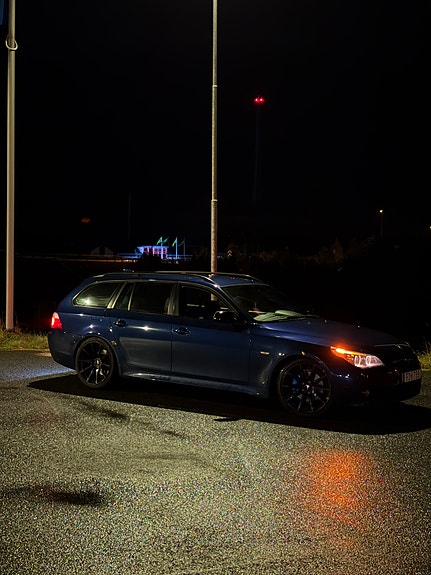 BMW 525i 9 of 11