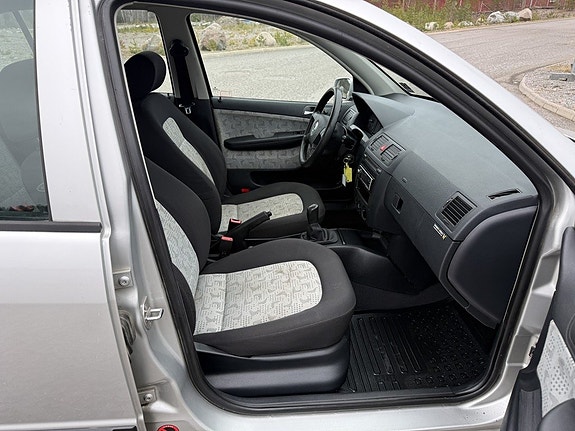 Skoda Fabia 21 of 27
