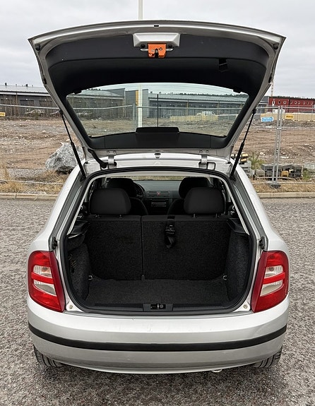 Skoda Fabia 24 of 27