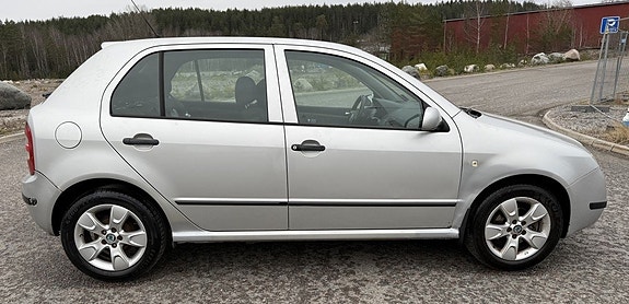 Skoda Fabia 7 of 27