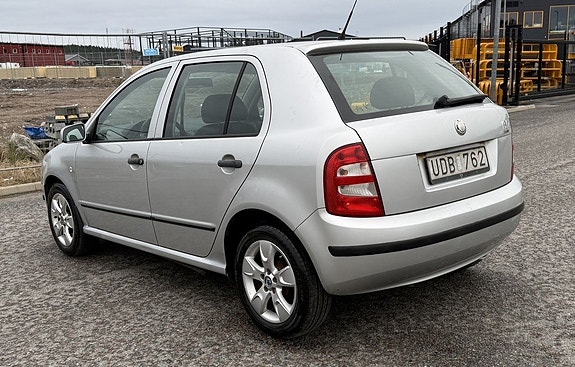 Skoda Fabia 4 of 5