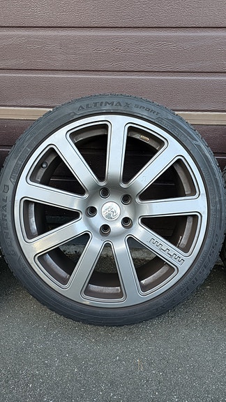 Product image 2 of 9