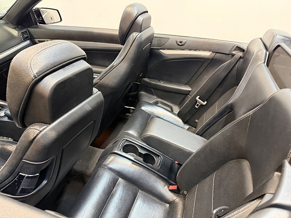 Mercedes-Benz E350 19 of 26