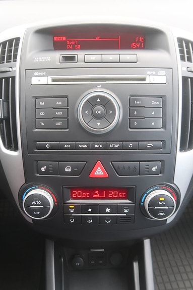 Kia Ceed 12 of 23
