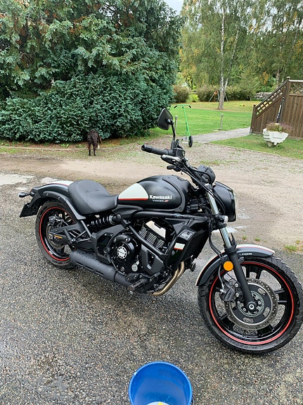 Kawasaki Vulcan S 2 of 5