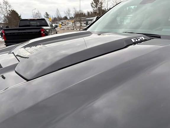 Chevrolet Silverado 1500 7 of 13