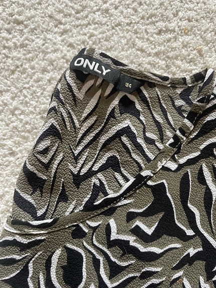 Product image 11 of 13