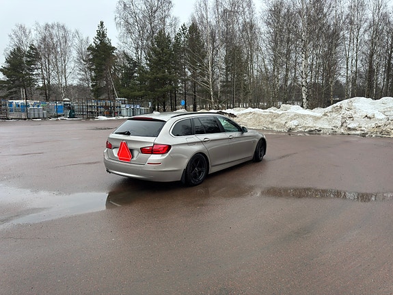 BMW 520d 9 of 12