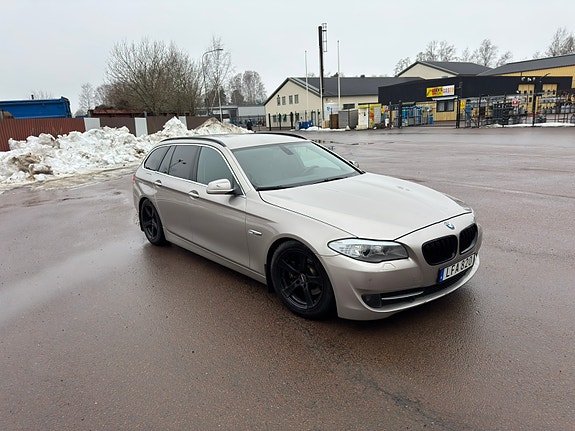 BMW 520d 5 of 12