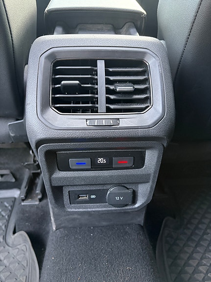 Volkswagen Tiguan Allspace 17 of 26