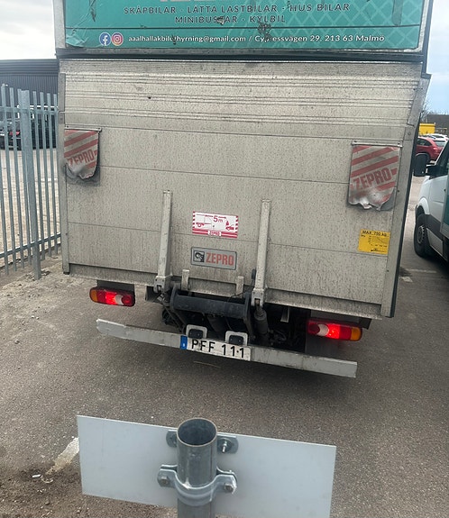 Renault Master 2 of 2