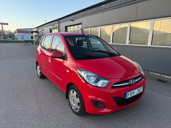 Hyundai i10 5 of 18
