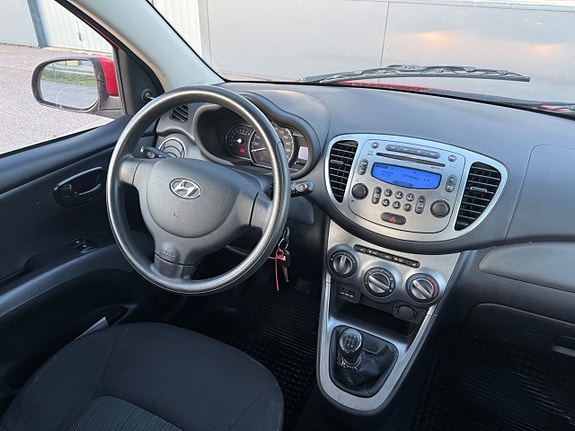 Hyundai i10 15 of 18