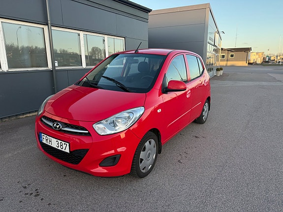 Hyundai i10 7 of 18